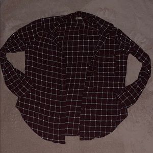 Hollister maroon and white flannel